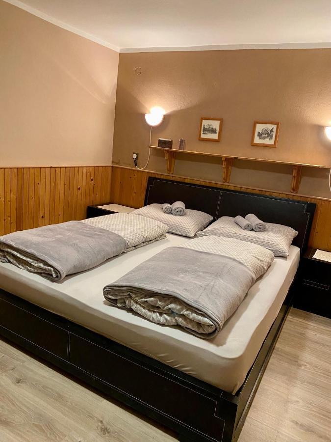 Privat Vavrus Apartment Доновали Екстериор снимка