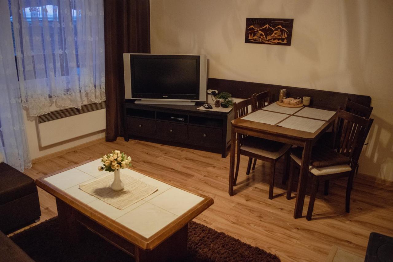 Privat Vavrus Apartment Доновали Екстериор снимка