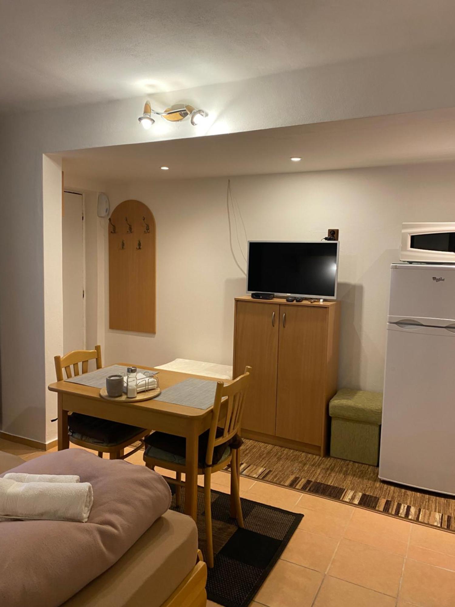 Privat Vavrus Apartment Доновали Екстериор снимка